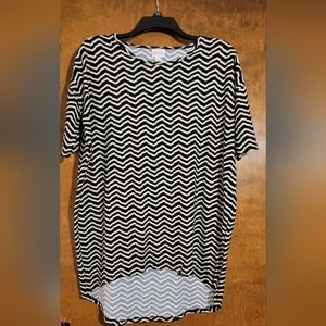 Lularoe‎ XS shirt EUC